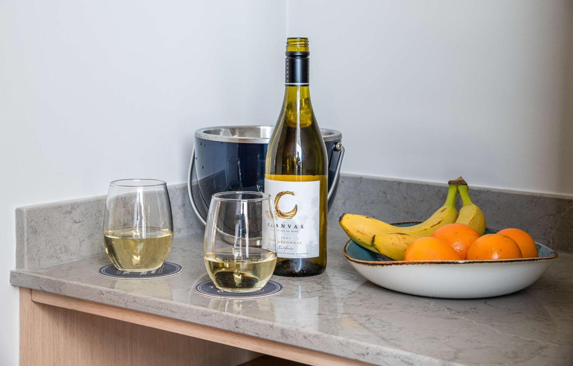 Hyatt Place Newark-Silicon Valley Bagian luar foto
