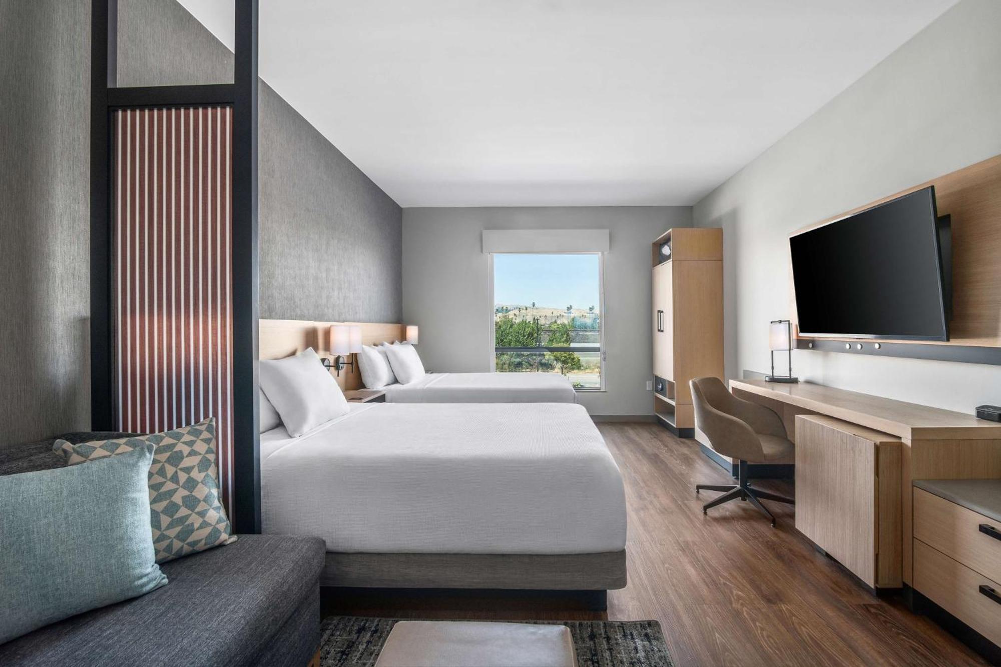 Hyatt Place Newark-Silicon Valley Bagian luar foto