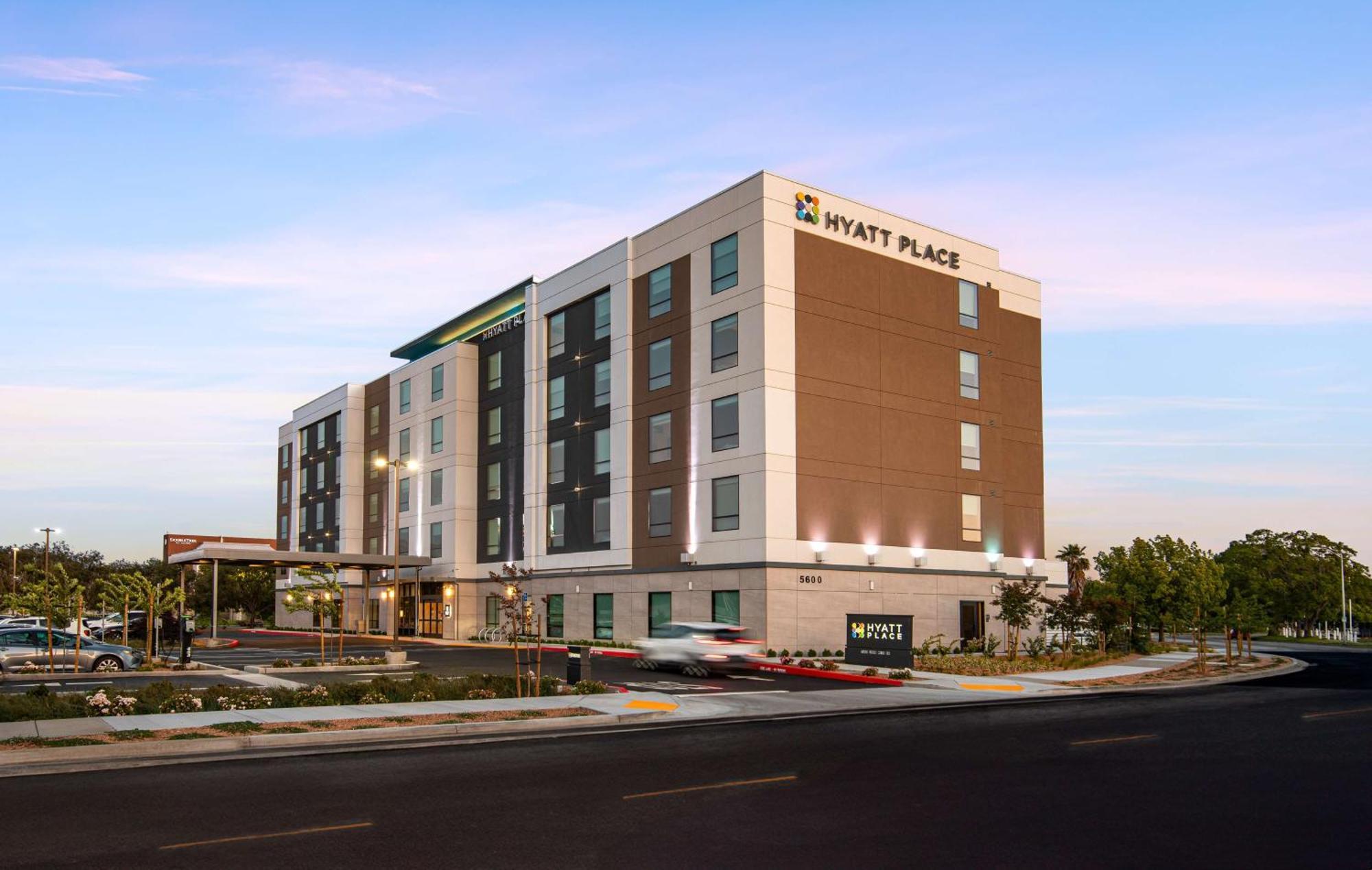 Hyatt Place Newark-Silicon Valley Bagian luar foto