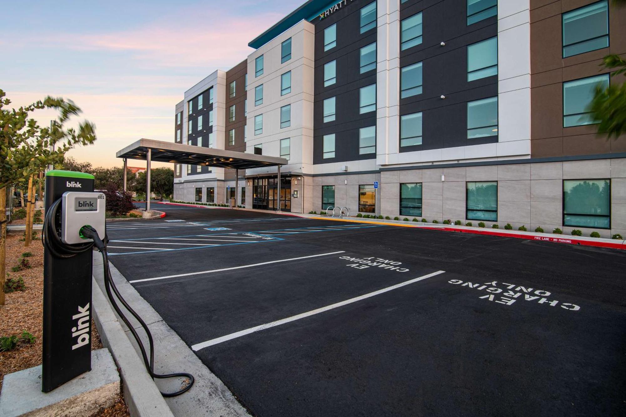 Hyatt Place Newark-Silicon Valley Bagian luar foto