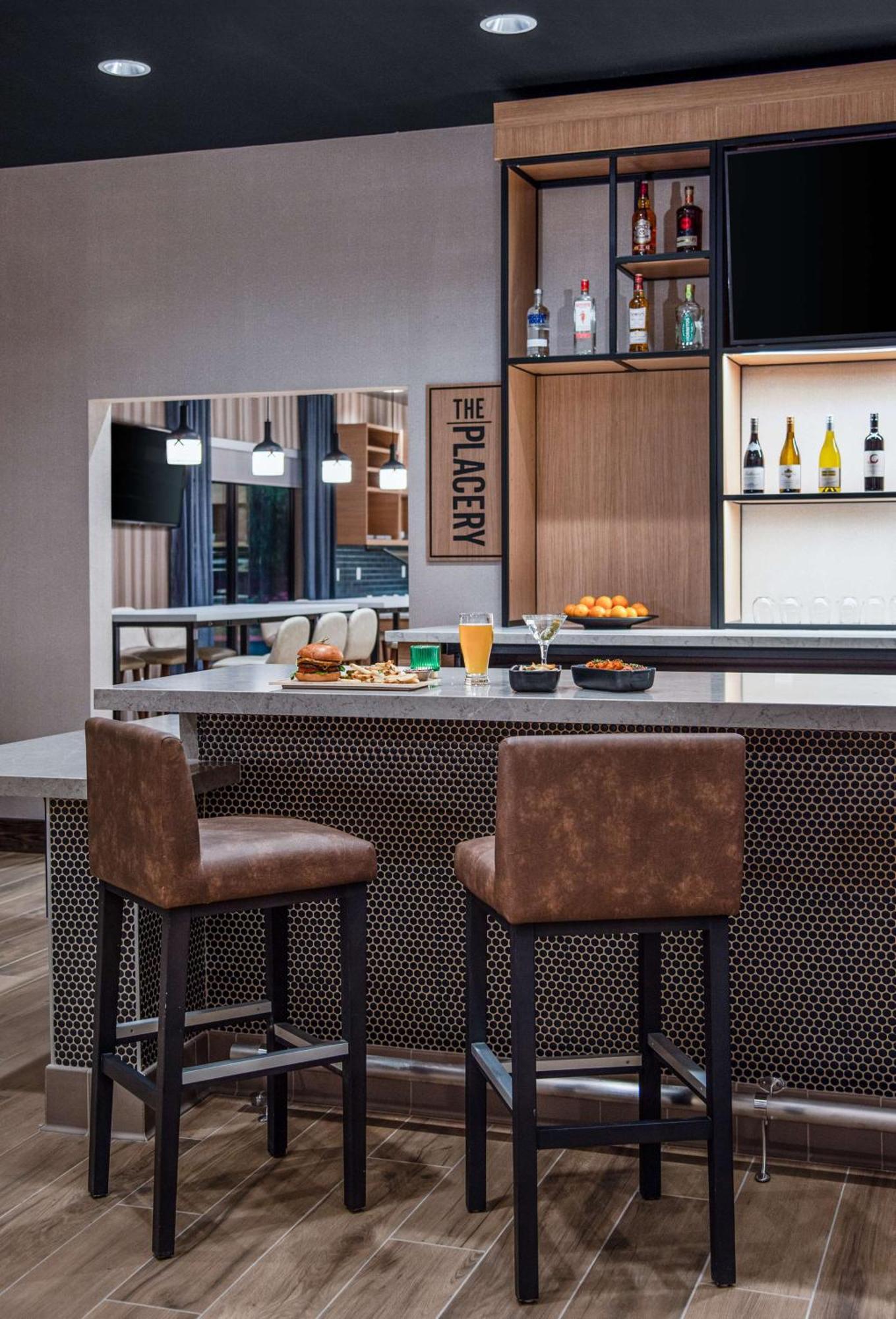 Hyatt Place Newark-Silicon Valley Bagian luar foto