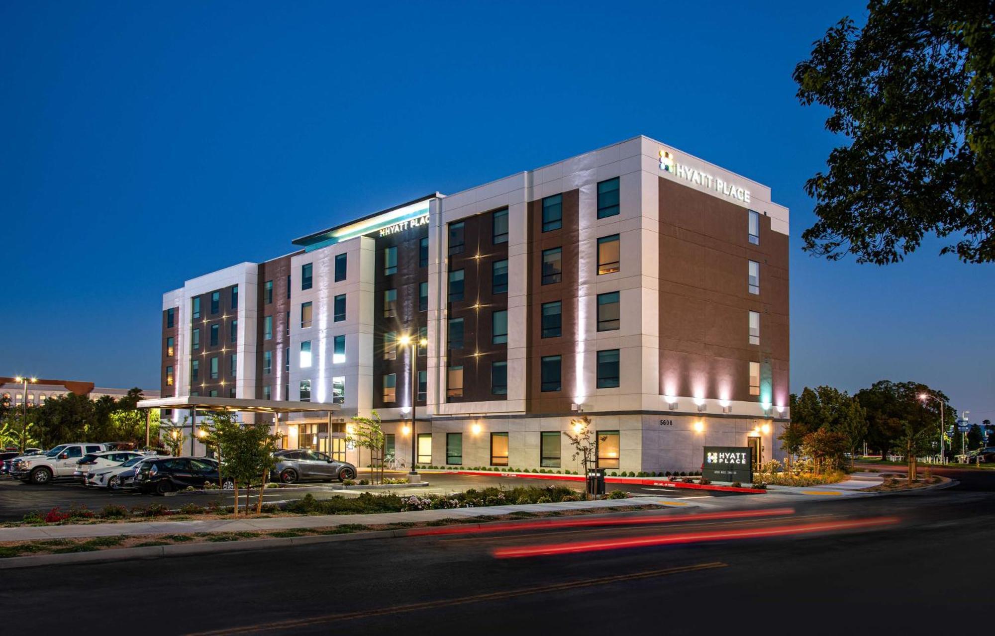 Hyatt Place Newark-Silicon Valley Bagian luar foto